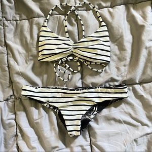 Billabong bikini set